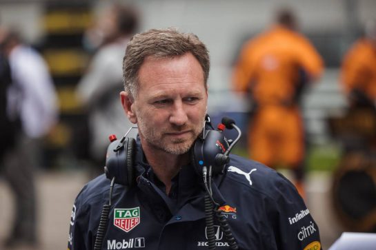 Christian Horner (GBR) Red Bull Racing Team Principal on the grid.
26.09.2021. Formula 1 World Championship, Rd 15, Russian Grand Prix, Sochi Autodrom, Sochi, Russia, Race Day.
- www.xpbimages.com, EMail: requests@xpbimages.com &copy; Copyright: Bearne / XPB Images
