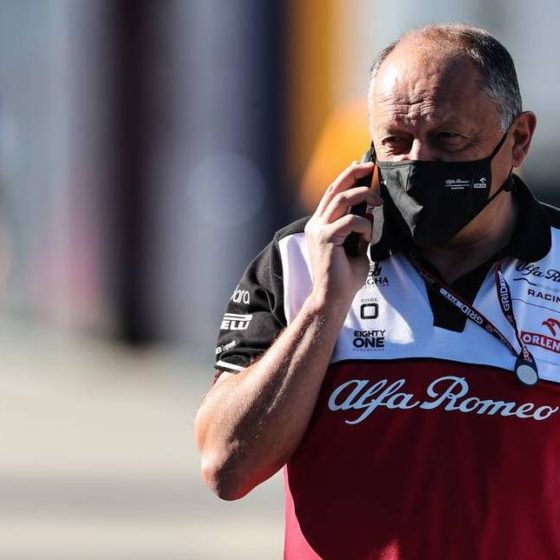 Zhou earmarked for second Alfa seat alongside Bottas