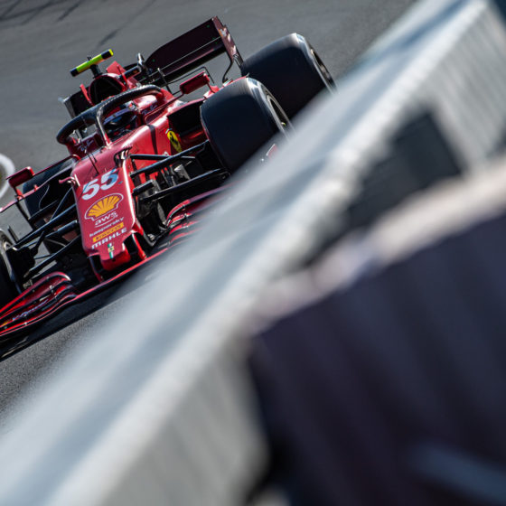 Puzzled Sainz ‘never felt so slow in a race’ than in Dutch GP