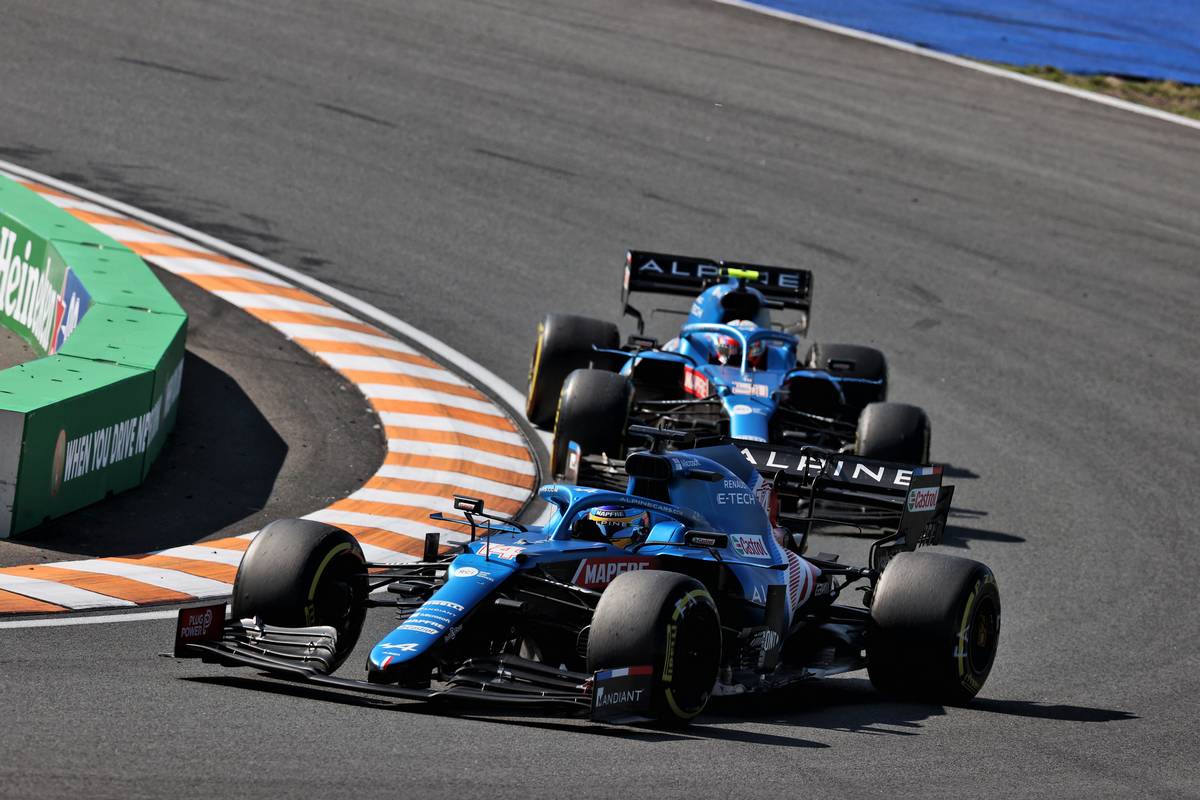 Alpine favours more entrants in F1, not third cars
