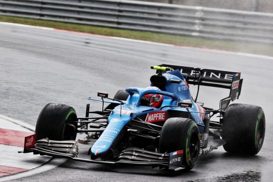 Esteban Ocon (FRA) Alpine F1 Team A521.
09.10.2021. Formula 1 World Championship, Rd 16, Turkish Grand Prix, Istanbul, Turkey, Qualifying Day.
- www.xpbimages.com, EMail: requests@xpbimages.com © Copyright: Batchelor / XPB Images