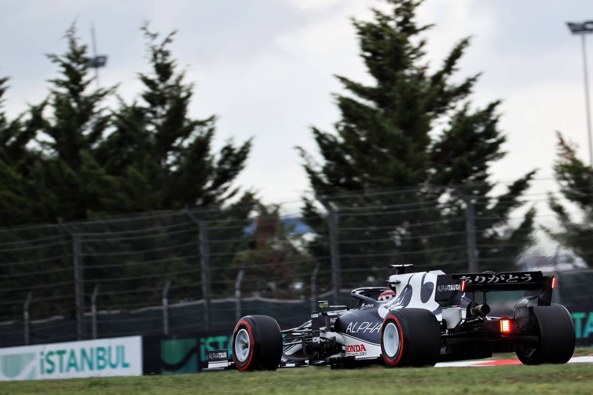 Yuki Tsunoda (JPN) AlphaTauri AT02. 09.10.2021. Formula 1 World Championship, Rd 16, Turkish Grand Prix, Istanbul