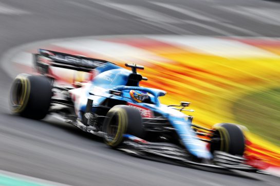 Fernando Alonso (ESP) Alpine F1 Team A521.
09.10.2021. Formula 1 World Championship, Rd 16, Turkish Grand Prix, Istanbul, Turkey, Qualifying Day.
- www.xpbimages.com, EMail: requests@xpbimages.com © Copyright: Moy / XPB Images