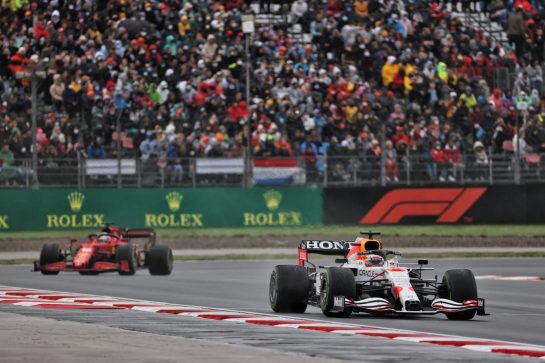Max Verstappen (NLD) Red Bull Racing RB16B.
10.10.2021. Formula 1 World Championship, Rd 16, Turkish Grand Prix, Istanbul, Turkey, Race Day.
- www.xpbimages.com, EMail: requests@xpbimages.com © Copyright: Batchelor / XPB Images