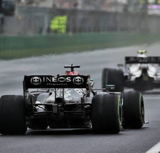 Red Bull: Mercedes straight-line speed like ‘driving with DRS’