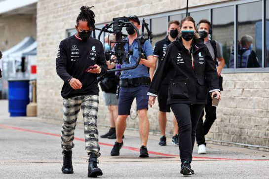 Lewis Hamilton (GBR) Mercedes AMG F1.
21.10.2021. Formula 1 World Championship, Rd 17, United States Grand Prix, Austin, Texas, USA, Preparation Day.
- www.xpbimages.com, EMail: requests@xpbimages.com © Copyright: Batchelor / XPB Images