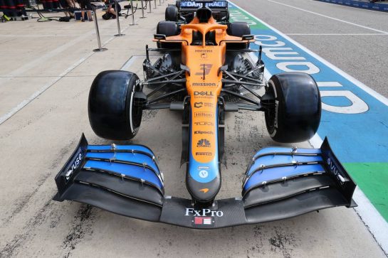 McLaren MCL35M front wing.
21.10.2021. Formula 1 World Championship, Rd 17, United States Grand Prix, Austin, Texas, USA, Preparation Day.
- www.xpbimages.com, EMail: requests@xpbimages.com © Copyright: Batchelor / XPB Images