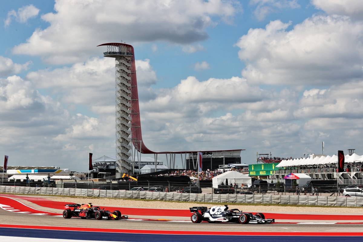 Bottas and Hamilton comfortably lead FP1 in Austin