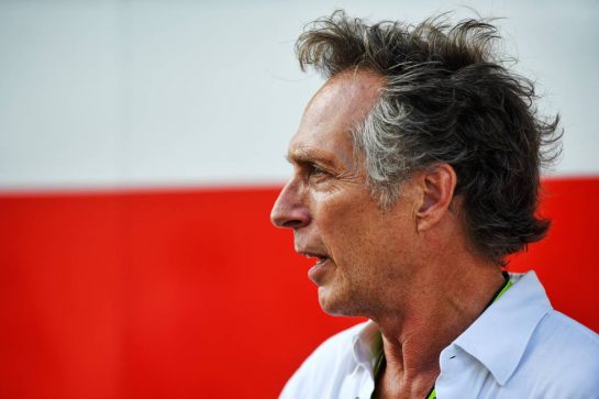William Fichtner (USA) Actor.
23.10.2021. Formula 1 World Championship, Rd 17, United States Grand Prix, Austin, Texas, USA, Qualifying Day.
- www.xpbimages.com, EMail: requests@xpbimages.com &copy; Copyright: Price / XPB Images