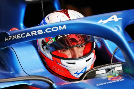 Esteban Ocon (FRA) Alpine F1 Team A521.
23.10.2021. Formula 1 World Championship, Rd 17, United States Grand Prix, Austin, Texas, USA, Qualifying Day.
- www.xpbimages.com, EMail: requests@xpbimages.com &copy; Copyright: Moy / XPB Images