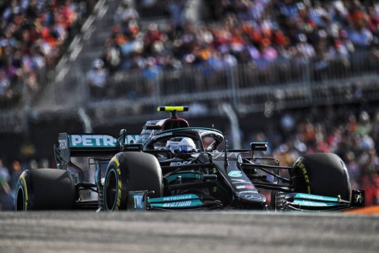Valtteri Bottas (FIN) Mercedes AMG F1 W12.
23.10.2021. Formula 1 World Championship, Rd 17, United States Grand Prix, Austin, Texas, USA, Qualifying Day.
- www.xpbimages.com, EMail: requests@xpbimages.com &copy; Copyright: Price / XPB Images