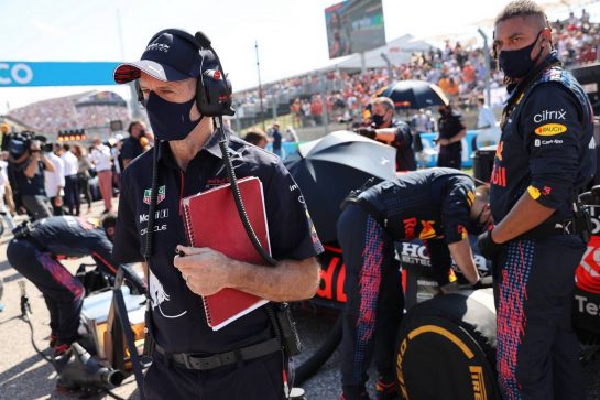 Adrian Newey (GBR) Red Bull Racing Chief Technical Officer.
24.10.2021. Formula 1 World Championship, Rd 17, United States Grand Prix, Austin, Texas, USA, Race Day.
- www.xpbimages.com, EMail: requests@xpbimages.com &copy; Copyright: Batchelor / XPB Images