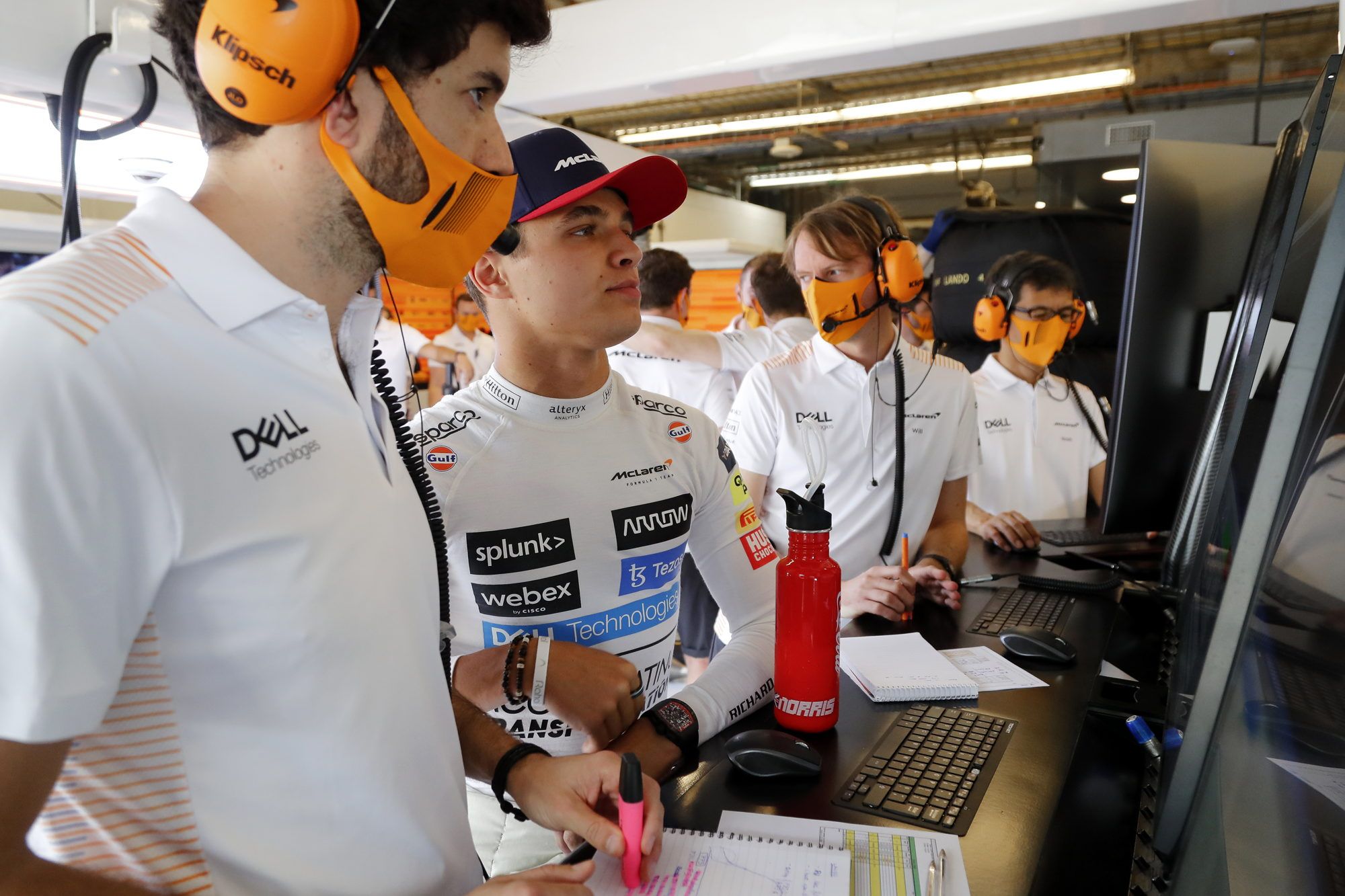 Ricciardo and Norris looking forward to being ‘hunters’