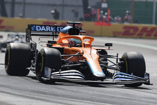 Daniel Ricciardo (AUS) McLaren MCL35M.
05.11.2021. Formula 1 World Championship, Rd 18, Mexican Grand Prix, Mexico City, Mexico, Practice Day.
- www.xpbimages.com, EMail: requests@xpbimages.com &copy; Copyright: Charniaux / XPB Images