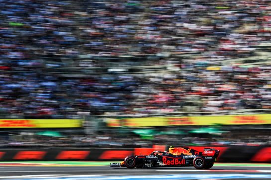 Sergio Perez (MEX) Red Bull Racing RB16B.
05.11.2021. Formula 1 World Championship, Rd 18, Mexican Grand Prix, Mexico City, Mexico, Practice Day.
- www.xpbimages.com, EMail: requests@xpbimages.com &copy; Copyright: Carrezevoli / XPB Images