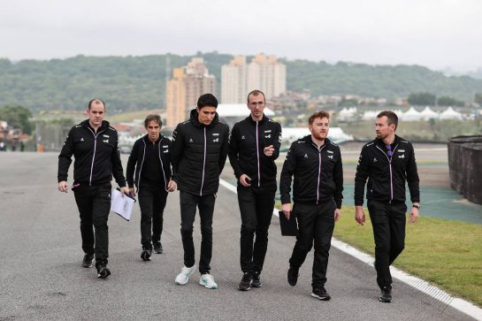 Esteban Ocon (FRA) Alpine F1 Team walks the circuit with the team.
11.11.2021. Formula 1 World Championship, Rd 19, Brazilian Grand Prix, Sao Paulo, Brazil, Preparation Day.
- www.xpbimages.com, EMail: requests@xpbimages.com &copy; Copyright: Charniaux / XPB Images