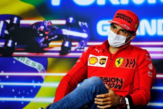 Carlos Sainz Jr (ESP) Ferrari in the FIA Press Conference.
11.11.2021. Formula 1 World Championship, Rd 19, Brazilian Grand Prix, Sao Paulo, Brazil, Preparation Day.
- www.xpbimages.com, EMail: requests@xpbimages.com &copy; Copyright: Carezzevoli / XPB Images
