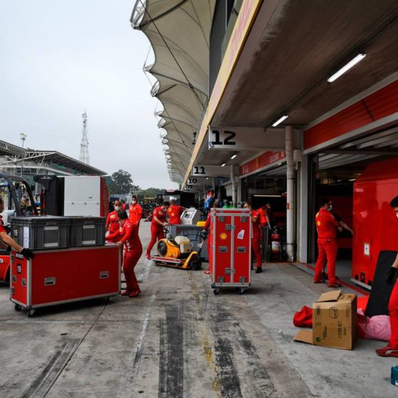 Alonso: ‘Strange’ F1 schedule putting mechanics ‘on the limit’