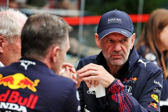 Adrian Newey (GBR) Red Bull Racing Chief Technical Officer.
13.11.2021. Formula 1 World Championship, Rd 19, Brazilian Grand Prix, Sao Paulo, Brazil, Sprint Race Day.
- www.xpbimages.com, EMail: requests@xpbimages.com © Copyright: Batchelor / XPB Images
