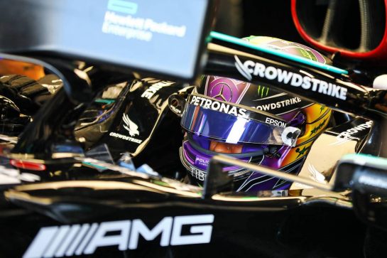 Lewis Hamilton (GBR) Mercedes AMG F1 W12.
13.11.2021. Formula 1 World Championship, Rd 19, Brazilian Grand Prix, Sao Paulo, Brazil, Sprint Race Day.
- www.xpbimages.com, EMail: requests@xpbimages.com © Copyright: XPB Images