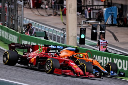 Charles Leclerc (MON) Ferrari SF-21 and Lando Norris (GBR) McLaren MCL35M battle for position.
13.11.2021. Formula 1 World Championship, Rd 19, Brazilian Grand Prix, Sao Paulo, Brazil, Sprint Race Day.
- www.xpbimages.com, EMail: requests@xpbimages.com © Copyright: Batchelor / XPB Images
