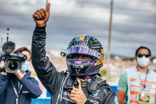Lewis Hamilton (GBR) Mercedes AMG F1 on the grid.
13.11.2021. Formula 1 World Championship, Rd 19, Brazilian Grand Prix, Sao Paulo, Brazil, Sprint Race Day.
- www.xpbimages.com, EMail: requests@xpbimages.com © Copyright: Batchelor / XPB Images