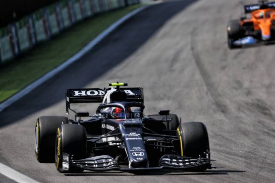 Pierre Gasly (FRA) AlphaTauri AT02.
14.11.2021. Formula 1 World Championship, Rd 19, Brazilian Grand Prix, Sao Paulo, Brazil, Race Day.
- www.xpbimages.com, EMail: requests@xpbimages.com &copy; Copyright: Batchelor / XPB Images