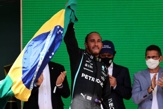 1st place Lewis Hamilton (GBR) Mercedes AMG F1 W12.
14.11.2021. Formula 1 World Championship, Rd 19, Brazilian Grand Prix, Sao Paulo, Brazil, Race Day.
- www.xpbimages.com, EMail: requests@xpbimages.com &copy; Copyright: Batchelor / XPB Images