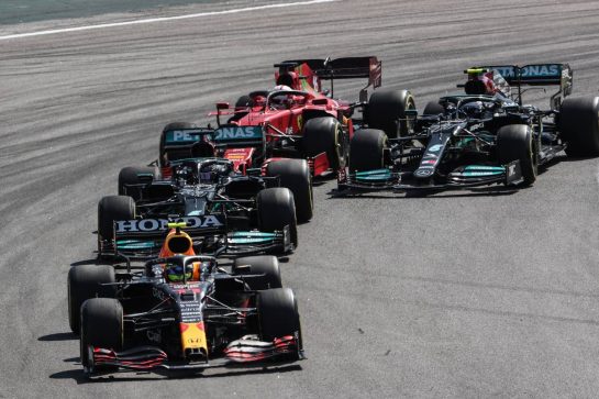 Max Verstappen (NLD) Red Bull Racing RB16B.
14.11.2021. Formula 1 World Championship, Rd 19, Brazilian Grand Prix, Sao Paulo, Brazil, Race Day.
- www.xpbimages.com, EMail: requests@xpbimages.com &copy; Copyright: Charniaux / XPB Images