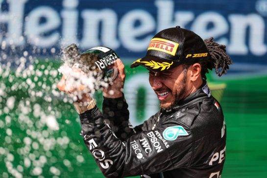Race winner Lewis Hamilton (GBR) Mercedes AMG F1 celebrates on the podium.
14.11.2021. Formula 1 World Championship, Rd 19, Brazilian Grand Prix, Sao Paulo, Brazil, Race Day.
- www.xpbimages.com, EMail: requests@xpbimages.com &copy; Copyright: Charniaux / XPB Images