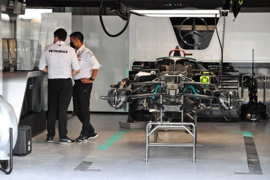 Part built Mercedes AMG F1 W12 in the pit garage.
18.11.2021. Formula 1 World Championship, Rd 20, Qatar Grand Prix, Doha, Qatar, Preparation Day.
- www.xpbimages.com, EMail: requests@xpbimages.com © Copyright: Moy / XPB Images