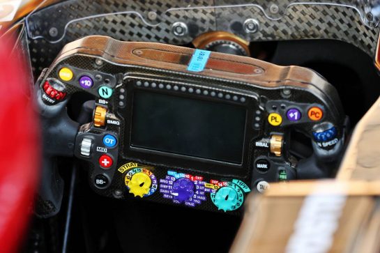 Mercedes AMG F1 W12 steering wheel.
18.11.2021. Formula 1 World Championship, Rd 20, Qatar Grand Prix, Doha, Qatar, Preparation Day.
- www.xpbimages.com, EMail: requests@xpbimages.com © Copyright: Batchelor / XPB Images