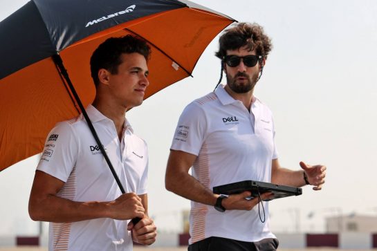 Lando Norris (GBR) McLaren with Jose Manuel Lopez Garcia (ESP) McLaren Lead Performance Engineer.
18.11.2021. Formula 1 World Championship, Rd 20, Qatar Grand Prix, Doha, Qatar, Preparation Day.
- www.xpbimages.com, EMail: requests@xpbimages.com © Copyright: Batchelor / XPB Images
