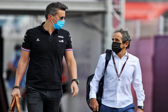(L to R): Marcin Budkowski (POL) Alpine F1 Team Executive Director and Alain Prost (FRA) Alpine F1 Team Non-Executive Director.
19.11.2021 Formula 1 World Championship, Rd 20, Qatar Grand Prix, Doha, Qatar, Practice Day.
- www.xpbimages.com, EMail: requests@xpbimages.com © Copyright: Moy / XPB Images