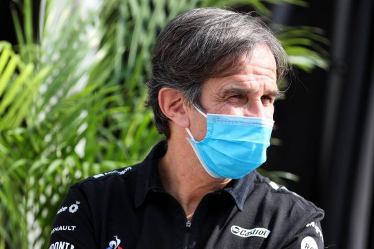 Davide Brivio (ITA) Alpine F1 Team Racing Director.
19.11.2021 Formula 1 World Championship, Rd 20, Qatar Grand Prix, Doha, Qatar, Practice Day.
- www.xpbimages.com, EMail: requests@xpbimages.com © Copyright: Batchelor / XPB Images