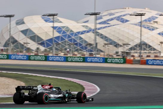 Valtteri Bottas (FIN) Mercedes AMG F1 W12.
19.11.2021 Formula 1 World Championship, Rd 20, Qatar Grand Prix, Doha, Qatar, Practice Day.
- www.xpbimages.com, EMail: requests@xpbimages.com © Copyright: Batchelor / XPB Images