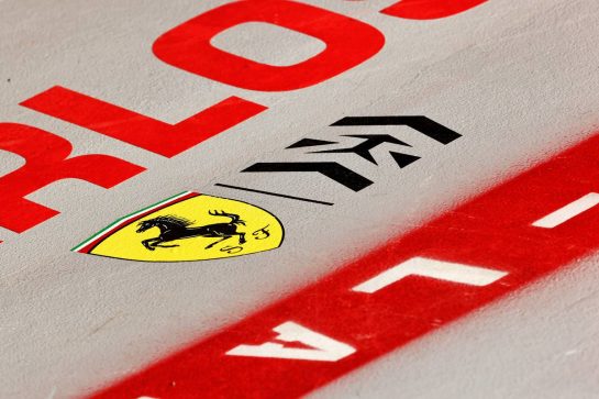 Carlos Sainz Jr (ESP) Ferrari - Ferrari logo on the pit floor.
20.11.2021. Formula 1 World Championship, Rd 20, Qatar Grand Prix, Doha, Qatar, Qualifying Day.
- www.xpbimages.com, EMail: requests@xpbimages.com © Copyright: Batchelor / XPB Images