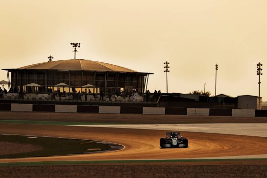 George Russell (GBR) Williams Racing FW43B.
20.11.2021. Formula 1 World Championship, Rd 20, Qatar Grand Prix, Doha, Qatar, Qualifying Day.
- www.xpbimages.com, EMail: requests@xpbimages.com © Copyright: Moy / XPB Images