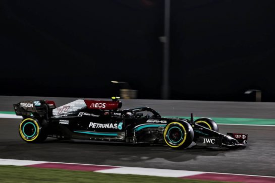 Valtteri Bottas (FIN) Mercedes AMG F1 W12.
20.11.2021. Formula 1 World Championship, Rd 20, Qatar Grand Prix, Doha, Qatar, Qualifying Day.
- www.xpbimages.com, EMail: requests@xpbimages.com © Copyright: Moy / XPB Images