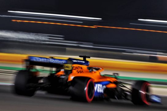 Daniel Ricciardo (AUS) McLaren MCL35M.
20.11.2021. Formula 1 World Championship, Rd 20, Qatar Grand Prix, Doha, Qatar, Qualifying Day.
- www.xpbimages.com, EMail: requests@xpbimages.com © Copyright: Moy / XPB Images