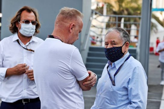 Dmitry Mazepin (RUS) Uralchem Chairman (Left) with Jean Todt (FRA) FIA President (Right).
21.11.2021. Formula 1 World Championship, Rd 20, Qatar Grand Prix, Doha, Qatar, Race Day.
- www.xpbimages.com, EMail: requests@xpbimages.com © Copyright: Moy / XPB Images