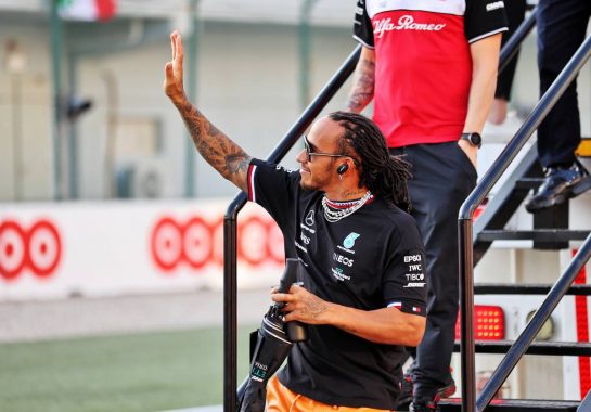 Lewis Hamilton (GBR) Mercedes AMG F1 on the drivers parade.
21.11.2021. Formula 1 World Championship, Rd 20, Qatar Grand Prix, Doha, Qatar, Race Day.
- www.xpbimages.com, EMail: requests@xpbimages.com © Copyright: Batchelor / XPB Images