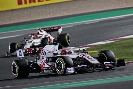 Nikita Mazepin (RUS) Haas F1 Team VF-21.
21.11.2021. Formula 1 World Championship, Rd 20, Qatar Grand Prix, Doha, Qatar, Race Day.
- www.xpbimages.com, EMail: requests@xpbimages.com © Copyright: Batchelor / XPB Images