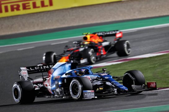 Fernando Alonso (ESP) Alpine F1 Team A521.
21.11.2021. Formula 1 World Championship, Rd 20, Qatar Grand Prix, Doha, Qatar, Race Day.
- www.xpbimages.com, EMail: requests@xpbimages.com © Copyright: Batchelor / XPB Images