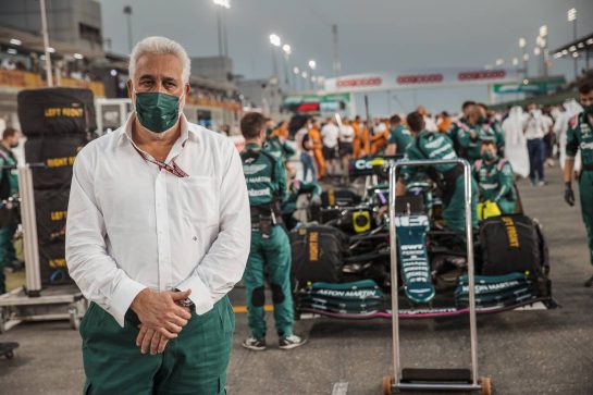 Lawrence Stroll (CDN) Aston Martin F1 Team Investor on the grid.
21.11.2021. Formula 1 World Championship, Rd 20, Qatar Grand Prix, Doha, Qatar, Race Day.
- www.xpbimages.com, EMail: requests@xpbimages.com © Copyright: Batchelor / XPB Images