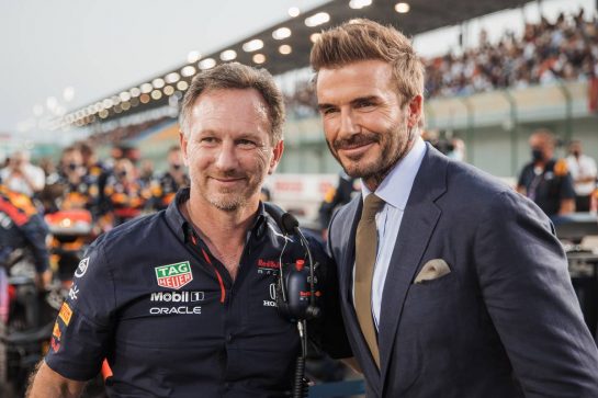 (L to R): Christian Horner (GBR) Red Bull Racing Team Principal with David Beckham (GBR) Former Football Player on the grid.
21.11.2021. Formula 1 World Championship, Rd 20, Qatar Grand Prix, Doha, Qatar, Race Day.
- www.xpbimages.com, EMail: requests@xpbimages.com © Copyright: Batchelor / XPB Images
