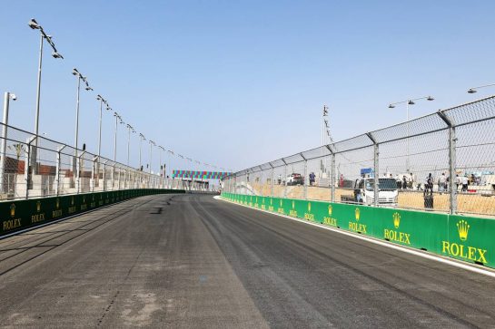 Circuit atmosphere.
02.12.2021. Formula 1 World Championship, Rd 21, Saudi Arabian Grand Prix, Jeddah, Saudi Arabia, Preparation Day.
- www.xpbimages.com, EMail: requests@xpbimages.com © Copyright: Moy / XPB Images