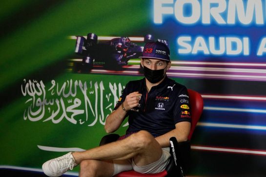 Max Verstappen (NLD) Red Bull Racing in the FIA Press Conference.
02.12.2021. Formula 1 World Championship, Rd 21, Saudi Arabian Grand Prix, Jeddah, Saudi Arabia, Preparation Day.
- www.xpbimages.com, EMail: requests@xpbimages.com © Copyright: FIA Pool Image for Editorial Use Only
