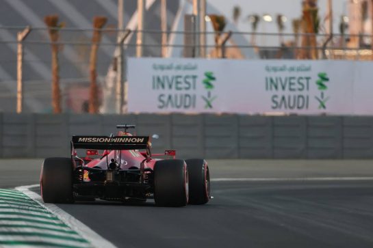 Charles Leclerc (FRA), Scuderia Ferrari
03.12.2021 Formula 1 World Championship, Rd 21, Saudi Arabian Grand Prix, Jeddah, Saudi Arabia, Practice Day.
- www.xpbimages.com, EMail: requests@xpbimages.com © Copyright: Charniaux / XPB Images