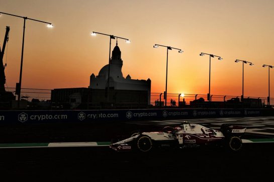 Antonio Giovinazzi (ITA) Alfa Romeo Racing C41.
03.12.2021 Formula 1 World Championship, Rd 21, Saudi Arabian Grand Prix, Jeddah, Saudi Arabia, Practice Day.
- www.xpbimages.com, EMail: requests@xpbimages.com © Copyright: Moy / XPB Images